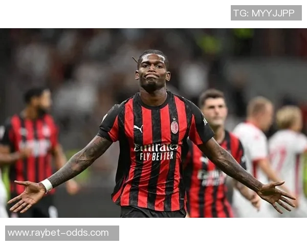 世界杯激战拜仁狂胜AC米兰红牌争议引发全场热议