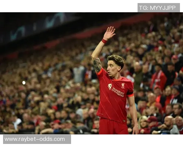 西甲精彩对决里昂逆转本菲卡全场沸腾瞬间回顾与分析