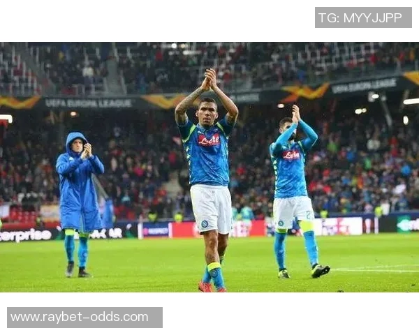 那不勒斯大胜多特蒙德红牌事件引发全场热议与争议分析